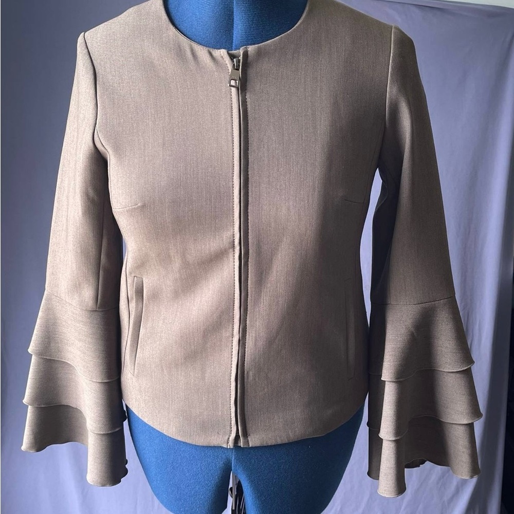 New Banana Republic Ladies Blazer Jacket Gray Size 4P Full Zip With Bell Sleeves